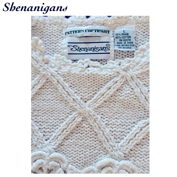 Shenanigans Knitted Pattern Pullover Sweater Size L - Picture 3 of 5